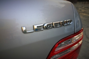 PTAK ZA KIEROWNICO: Honda Legend KA9 3.5 V6 2001