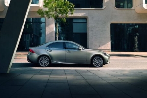 Lexus IS 2017 oficjalnie