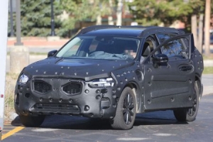 Nowe Volvo XC60 przyłapane [zdjęcia]