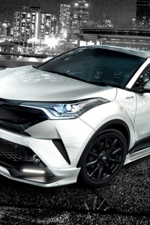 Poprawić wygląd Toyoty C-HR - dwie propozycje od tunerów