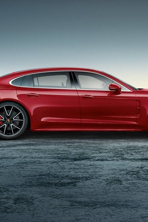 Porsche podtrzymuje świąteczny klimat z Panamerą Executive